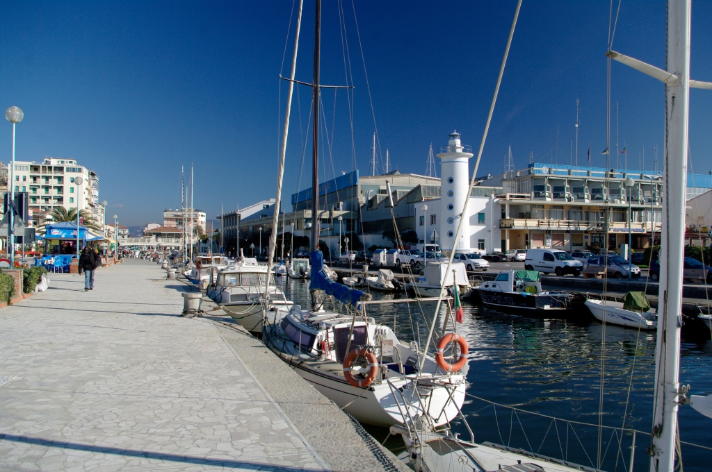 Приморский курортный городок Виареджо